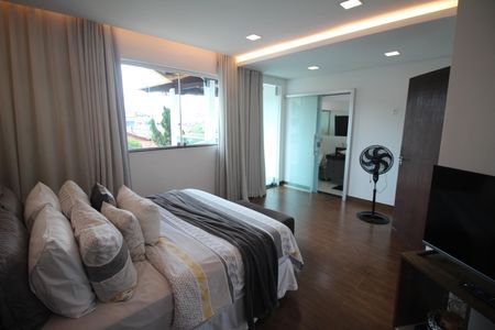 Casa à venda com 322m², 4 quartos e 4 vagasQuarto 2