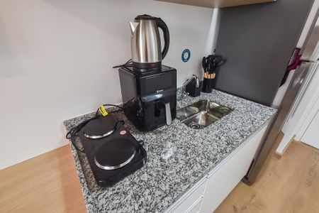 Studio para alugar com 26m², 1 quarto e sem vaga Studio para alugar com 26m², 1 quarto e sem vagaCozinha