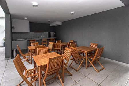 Apartamento para alugar com 37m², 2 quartos e sem vaga Apartamento para alugar com 37m², 2 quartos e sem vagaChurrasqueira