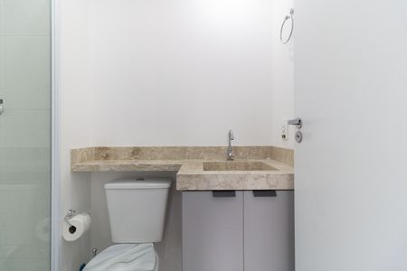 Apartamento para alugar com 37m², 2 quartos e sem vaga Apartamento para alugar com 37m², 2 quartos e sem vagaBanheiro