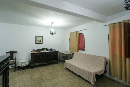 Casa para alugar com 350m², 4 quartos e 3 vagasSala