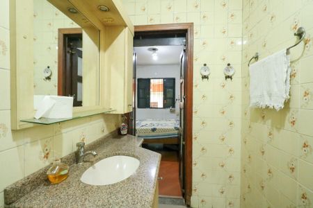 Casa para alugar com 350m², 4 quartos e 3 vagasBanheiro da Suíte