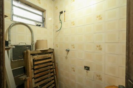 Casa para alugar com 350m², 4 quartos e 3 vagasBanheiro de Serviço