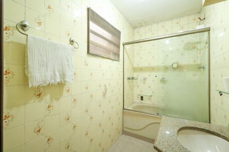 Casa para alugar com 350m², 4 quartos e 3 vagasBanheiro da Suíte