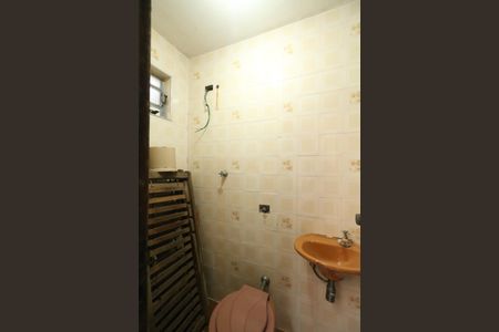 Casa para alugar com 350m², 4 quartos e 3 vagasBanheiro de Serviço