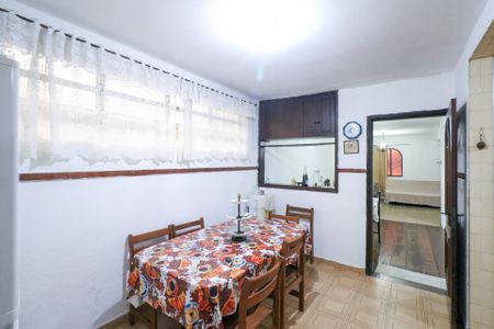 Casa para alugar com 350m², 4 quartos e 3 vagasCozinha