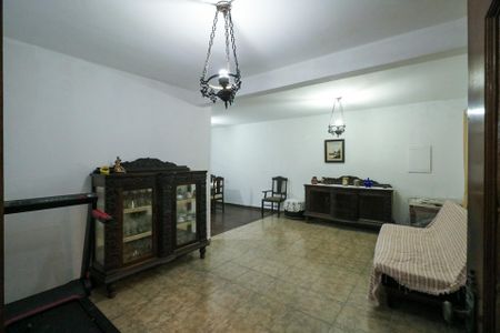 Casa para alugar com 350m², 4 quartos e 3 vagasSala