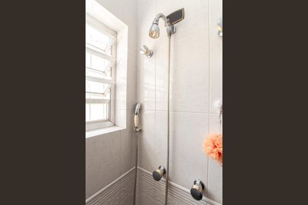 Casa à venda com 385m², 4 quartos e 5 vagas Casa à venda com 385m², 4 quartos e 5 vagasBanheiro da Suíte 2