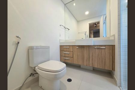 Apartamento para alugar com 61m², 1 quarto e 1 vaga Apartamento para alugar com 61m², 1 quarto e 1 vagaBanheiro da Suíte