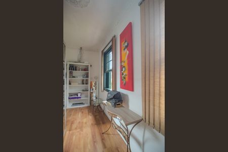 Casa à venda com 340m², 5 quartos e 4 vagasQuarto