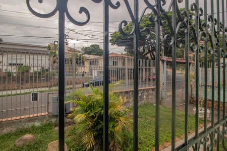 Casa à venda com 340m², 5 quartos e 4 vagasVista