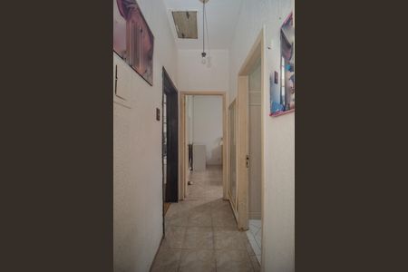 Casa à venda com 340m², 5 quartos e 4 vagasCorredor