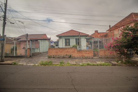 Casa à venda com 340m², 5 quartos e 4 vagasPlaca/Fachada