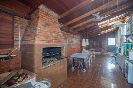 Casa à venda com 340m², 5 quartos e 4 vagasÁrea comum - Churrasqueira