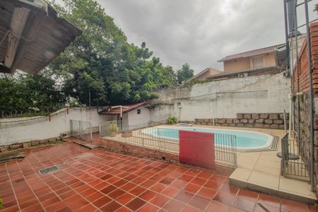 Casa à venda com 340m², 5 quartos e 4 vagasQuintal/Piscina