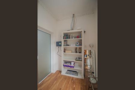 Casa à venda com 340m², 5 quartos e 4 vagasQuarto