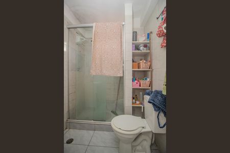 Casa à venda com 340m², 5 quartos e 4 vagasBanheiro casa 2