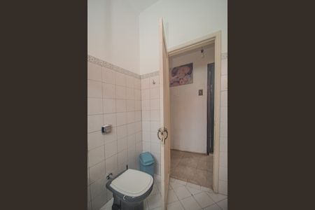 Casa à venda com 340m², 5 quartos e 4 vagasBanheiro 2