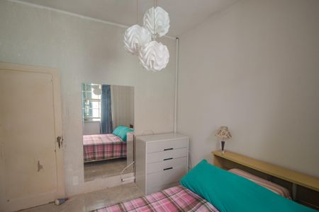 Casa à venda com 340m², 5 quartos e 4 vagasQuarto 2