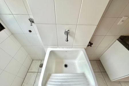 Apartamento à venda com 43m², 1 quarto e 1 vaga Apartamento à venda com 43m², 1 quarto e 1 vagaÁrea de Serviço