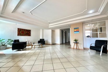 Apartamento à venda com 43m², 1 quarto e 1 vaga Apartamento à venda com 43m², 1 quarto e 1 vagaHall social