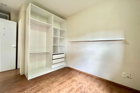 Suite de apartamento à venda com 1 quarto, 43m² em Vila Guarani, São Paulo