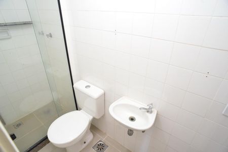 Apartamento à venda com 392m², 4 quartos e 3 vagas Apartamento à venda com 392m², 4 quartos e 3 vagasBanheiro de Serviço