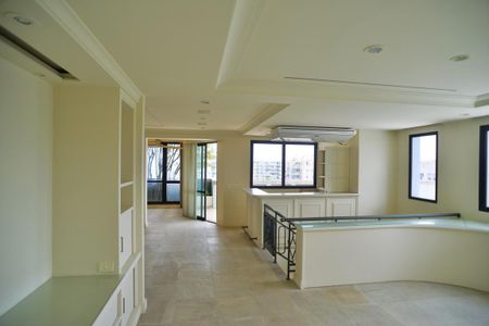 Apartamento à venda com 392m², 4 quartos e 3 vagas Apartamento à venda com 392m², 4 quartos e 3 vagasSala Superior