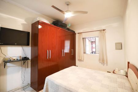 Casa à venda com 80m², 2 quartos e 1 vaga