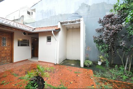 Casa à venda com 176m², 1 quarto e 1 vagaQuintal