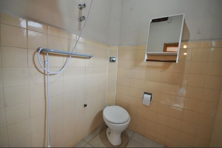 Banheiro de casa à venda com 1 quarto, 176m² em Vila Dom Pedro Ii, São Paulo