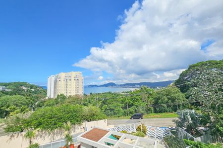 Apartamento para alugar com 80m², 2 quartos e 2 vagasvista