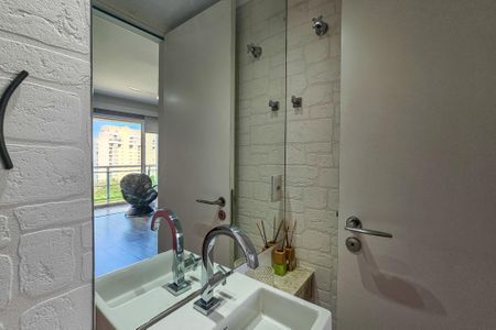 Apartamento para alugar com 80m², 2 quartos e 2 vagasBanheiro