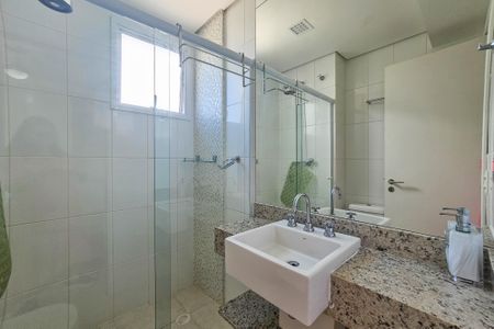 Apartamento para alugar com 80m², 2 quartos e 2 vagasBanheiro da suíte 1