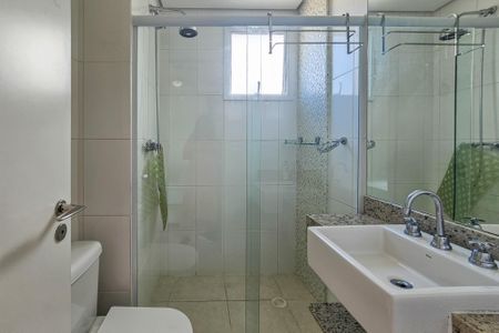 Apartamento para alugar com 80m², 2 quartos e 2 vagasBanheiro da suíte 1