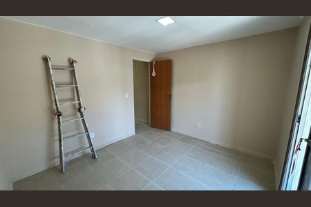 Quarto de casa de condomínio para alugar com 2 quartos, 80m² em Guaratiba, Rio de Janeiro