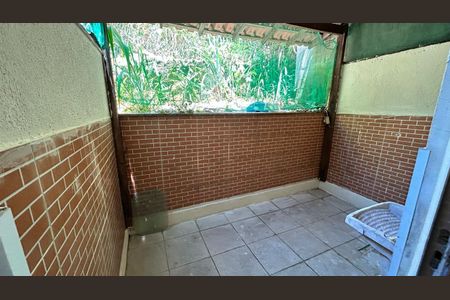 Casa de condomínio para alugar com 80m², 2 quartos e 1 vagaÁrea externa