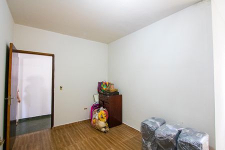 Casa à venda com 242m², 3 quartos e 3 vagas Casa à venda com 242m², 3 quartos e 3 vagasQuarto 2