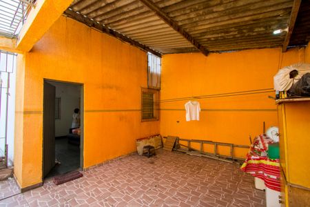 Casa à venda com 242m², 3 quartos e 3 vagas Casa à venda com 242m², 3 quartos e 3 vagasÁrea de serviço