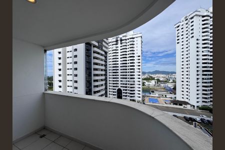 Apartamento à venda com 60m², 3 quartos e 1 vagaVaranda