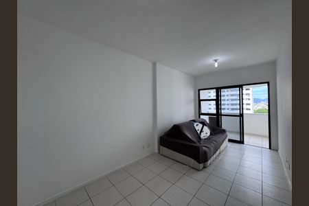 Sala de apartamento à venda com 3 quartos, 60m² em Barra da Tijuca, Rio de Janeiro