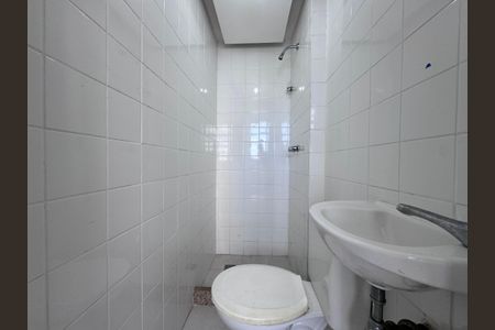 Apartamento à venda com 60m², 3 quartos e 1 vagaCozinha e Área de Serviço - Banheiro