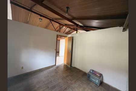 Casa para alugar com 3 quartos, 80m² em Dom Cabral, Belo Horizonte