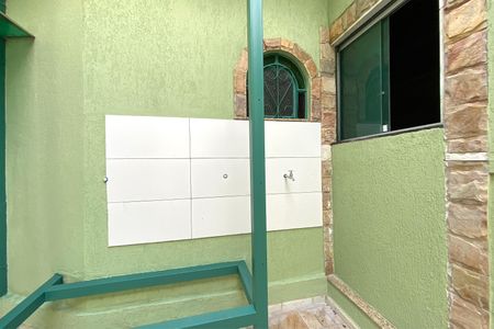 Casa para alugar com 40m², 1 quarto e sem vagaÁrea de Serviço