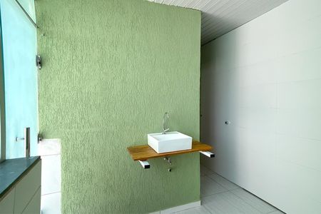 Sala de casa para alugar com 1 quarto, 40m² em Dom Cabral, Belo Horizonte