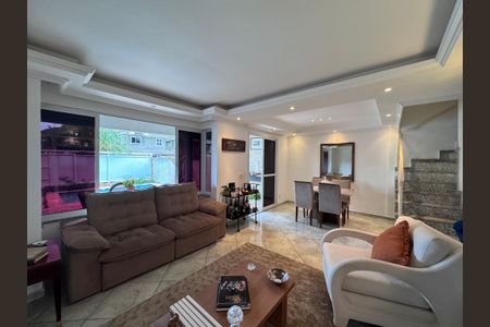 Sala de apartamento para alugar com 3 quartos, 220m² em Vargem Pequena, Rio de Janeiro