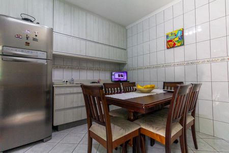 Casa à venda com 90m², 2 quartos e 2 vagasCozinha
