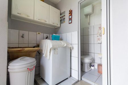 Casa à venda com 90m², 2 quartos e 2 vagasÁrea de Serviço