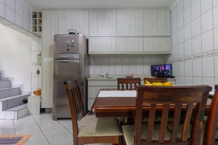 Casa à venda com 90m², 2 quartos e 2 vagasCozinha