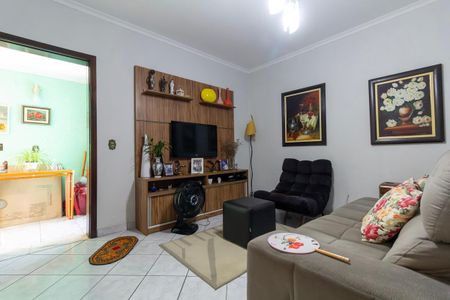 Casa à venda com 90m², 2 quartos e 2 vagasSala